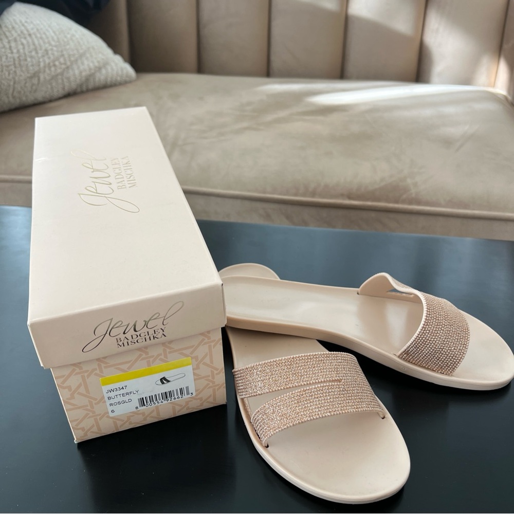 Jewel Badgley Mischka Rose Gold Slide Sandals size 6